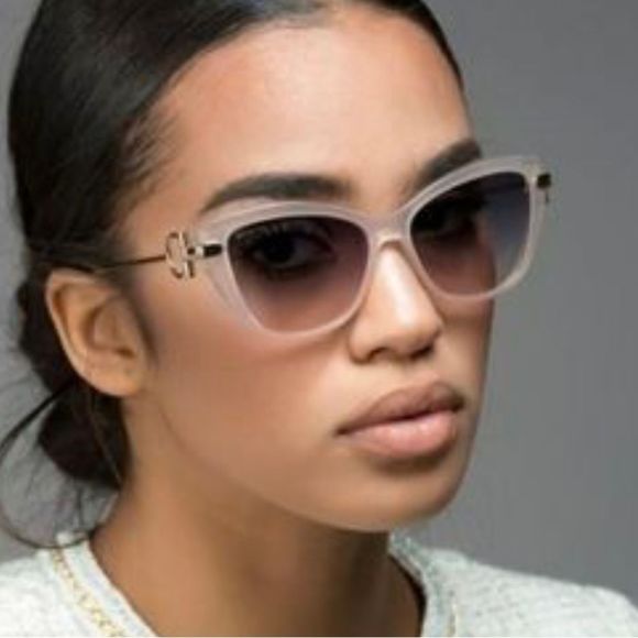 Salvatore Ferragamo Sunglasses - Picture 1 of 11